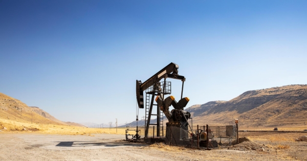 oil drilling at a desert oil field