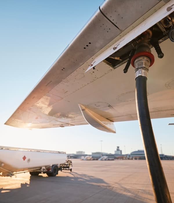 BugCount Fuel underwing fueling